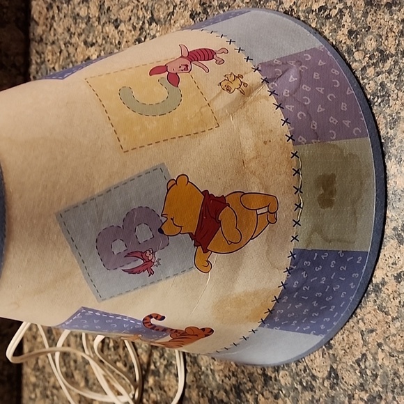 Vintage Winnie & Piglet Lamp - Picture 11 of 13